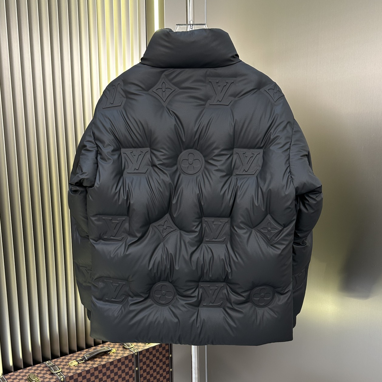 Louis Vuitton LV high-end down jacket, original customized hardware accessories, fully imported original customized, using top-grade 90 white duck down, super soft, unisex, couple style