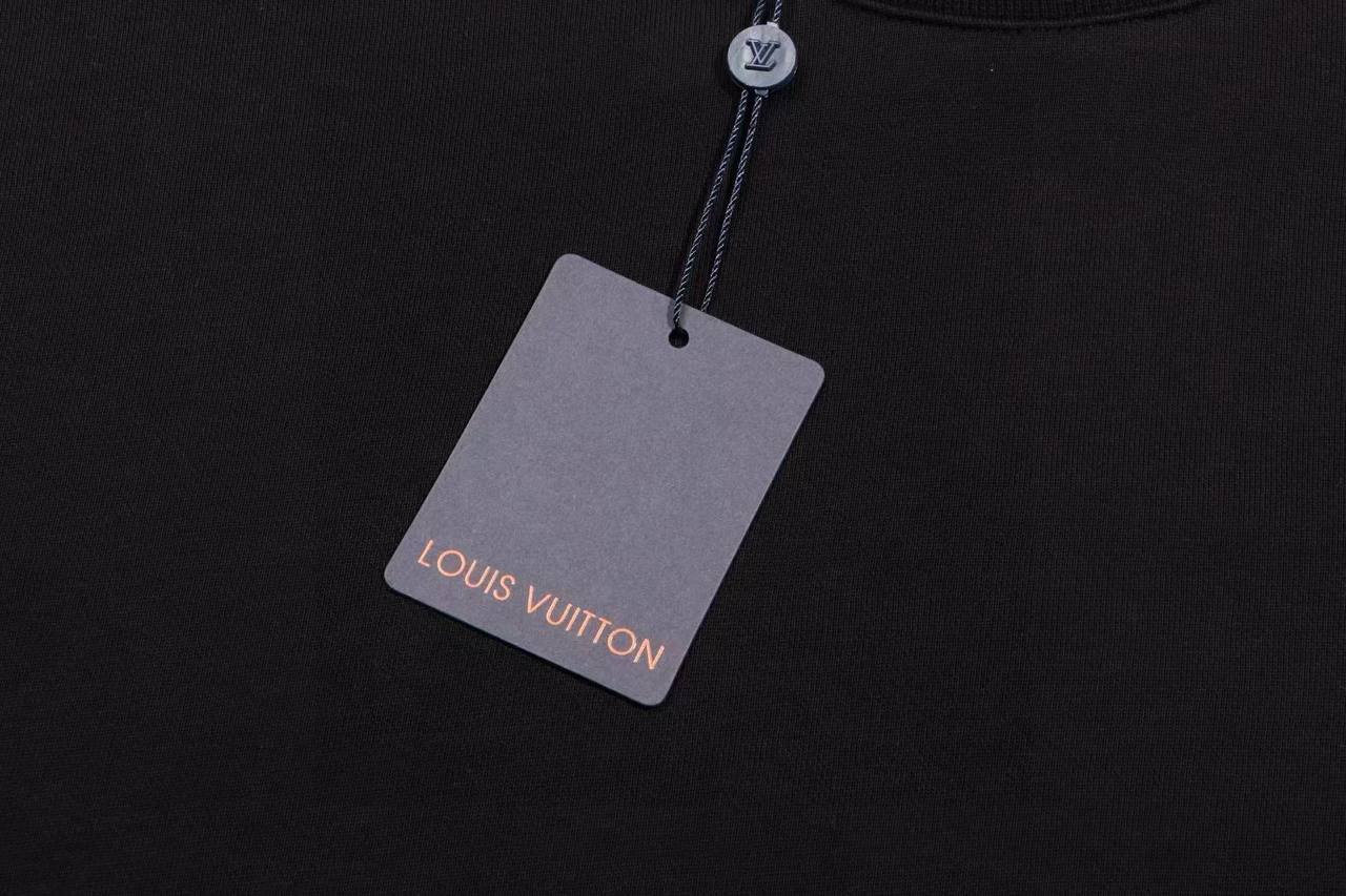 Louis Vuitton LV autumn and winter new letter logo printing technology, round neck hoodie, unisex, couple outfit