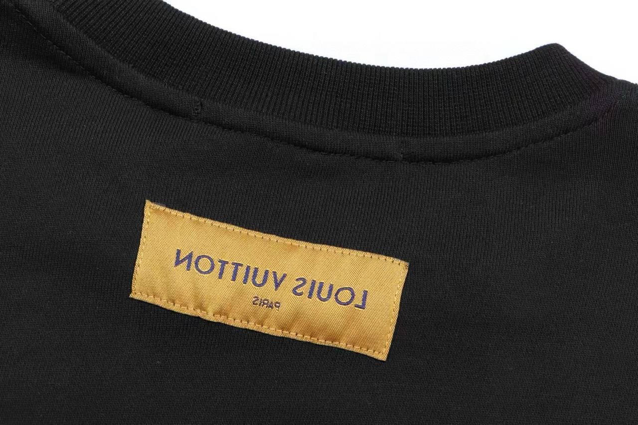 Louis Vuitton LV autumn and winter new letter logo printing technology, round neck hoodie, unisex, couple outfit