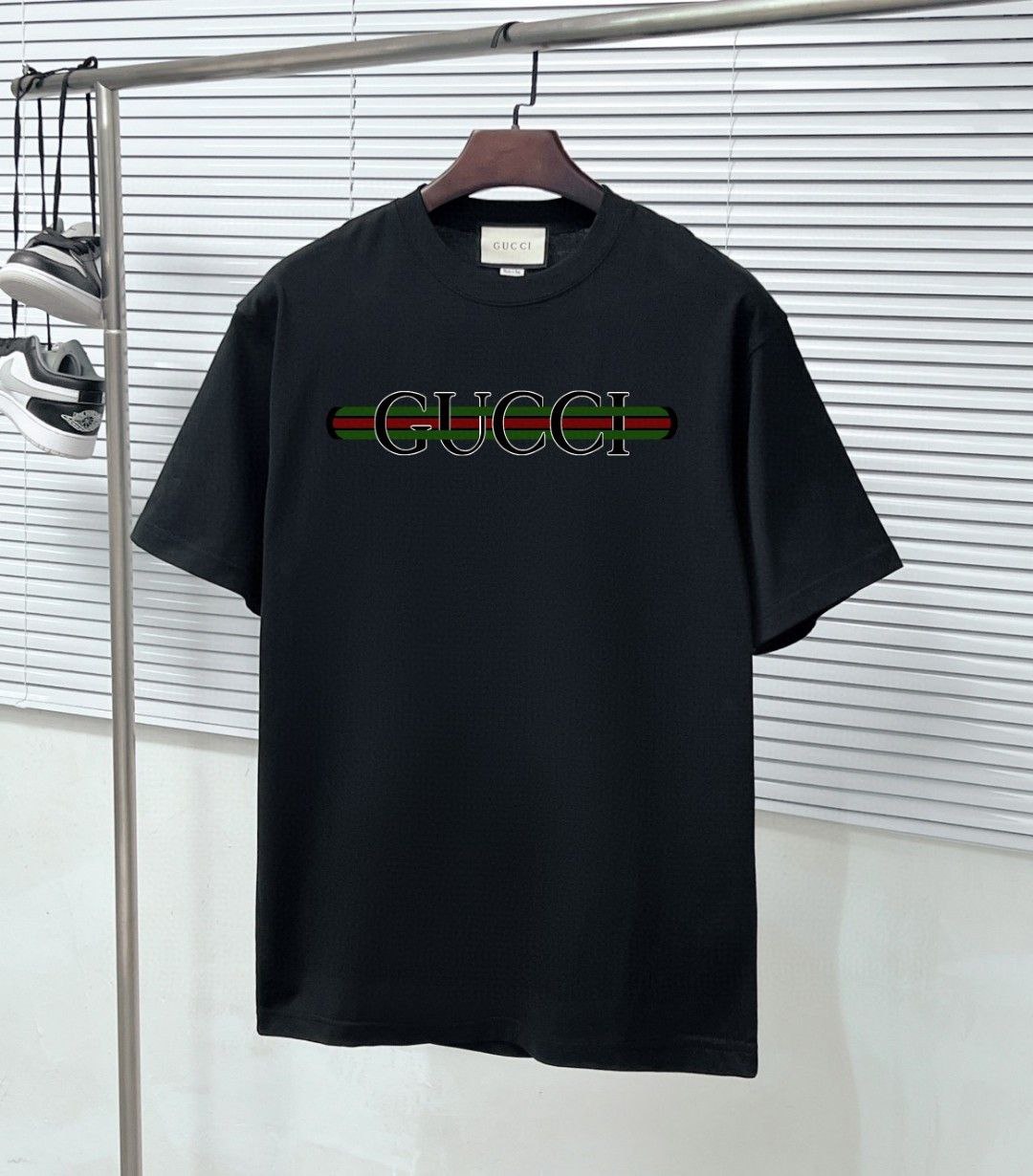 GUCCI master personally designs trendy brand new printed round neck short sleeved T-shirt, couple style