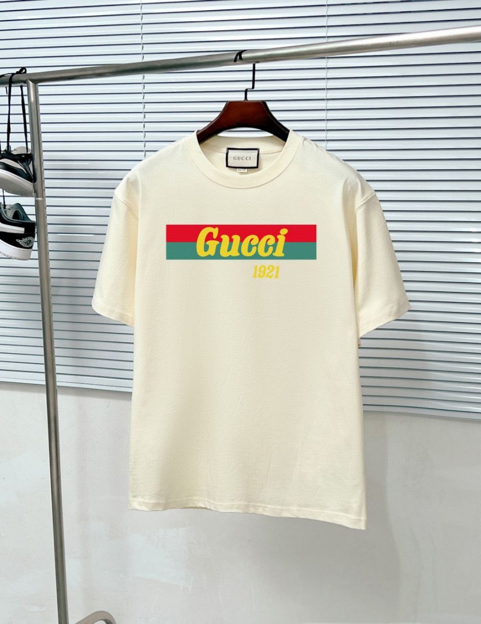 GUCCI 24ss master personally designed trendy brand new printed round neck short sleeved T-shirt, unisex，Couple style