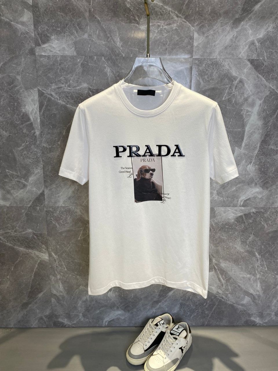 Prada Summer's new counter original series high-end elegant men's top casual business short sleeved round neck T-shirt