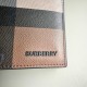 Burberry double fold wallet, decorated with Burberry plaid, lined with smooth calf leather material, 8 card slots, suitable for global banknotes R220