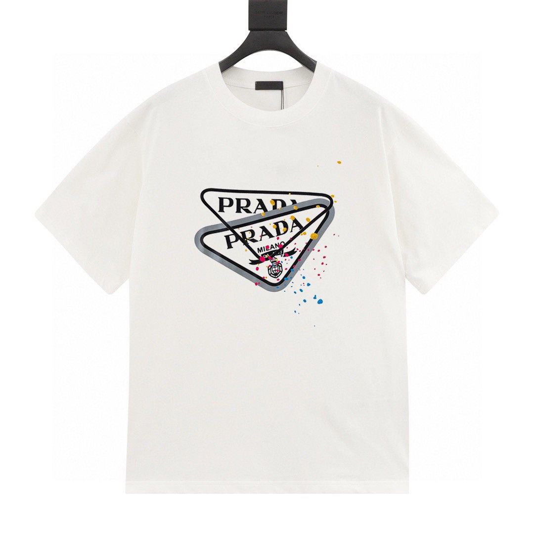 Prada Totem Printed Short Sleeve T-shirt, with a soft and delicate touch, made of 100% cotton, comfortable and breathable, using imported digital printing technology  R95