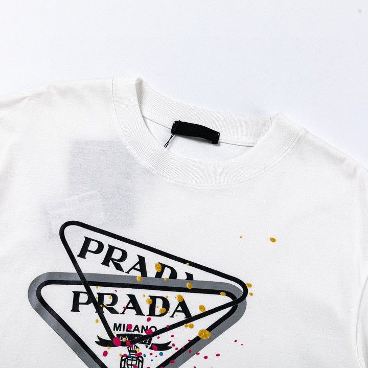 Prada Totem Printed Short Sleeve T-shirt, with a soft and delicate touch, made of 100% cotton, comfortable and breathable, using imported digital printing technology  R95