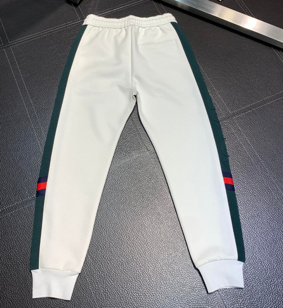 Gucci, new casual pants, sweatpants, high-end version! Customized fabric at the counter, breathable and comfortable, with impeccable details