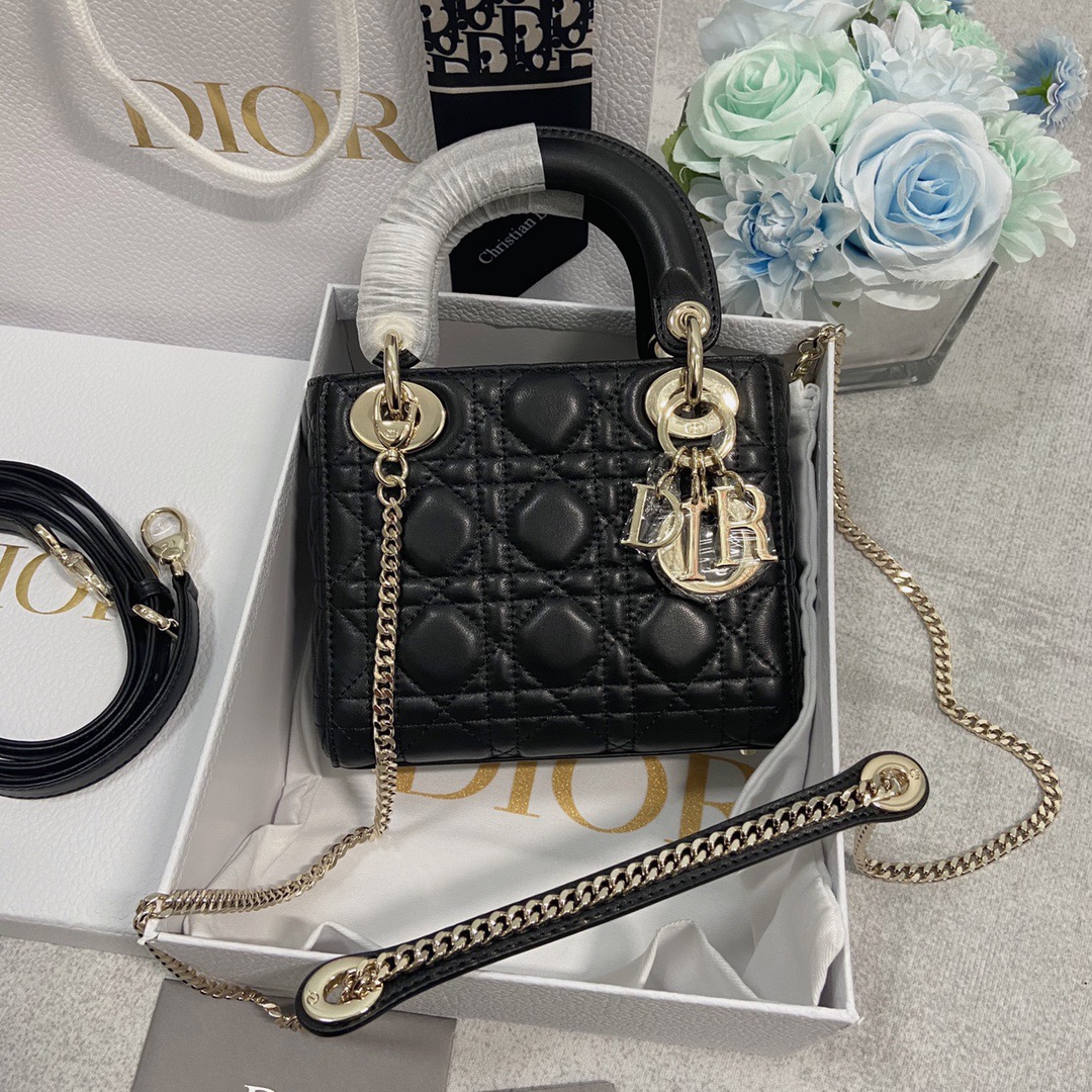 Dior Diana bag, 17cm mini three grid black, imported lambskin, paired with red silk lining, rose gold, adjustable leather shoulder strap/chain,R550