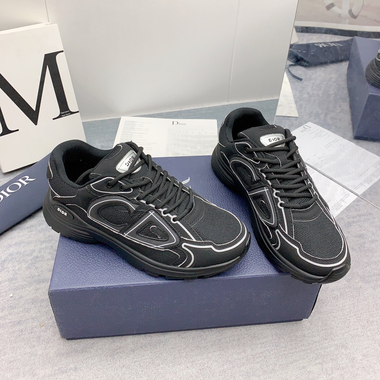 Dior casual sports shoes, original top of the line version with large sole at the counter, unisex, couple's style